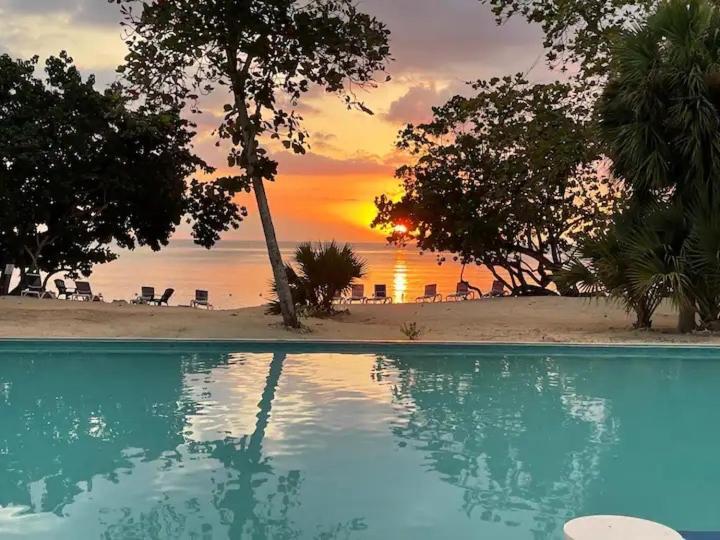 Irie Vibes Ocean View Negril Exterior foto